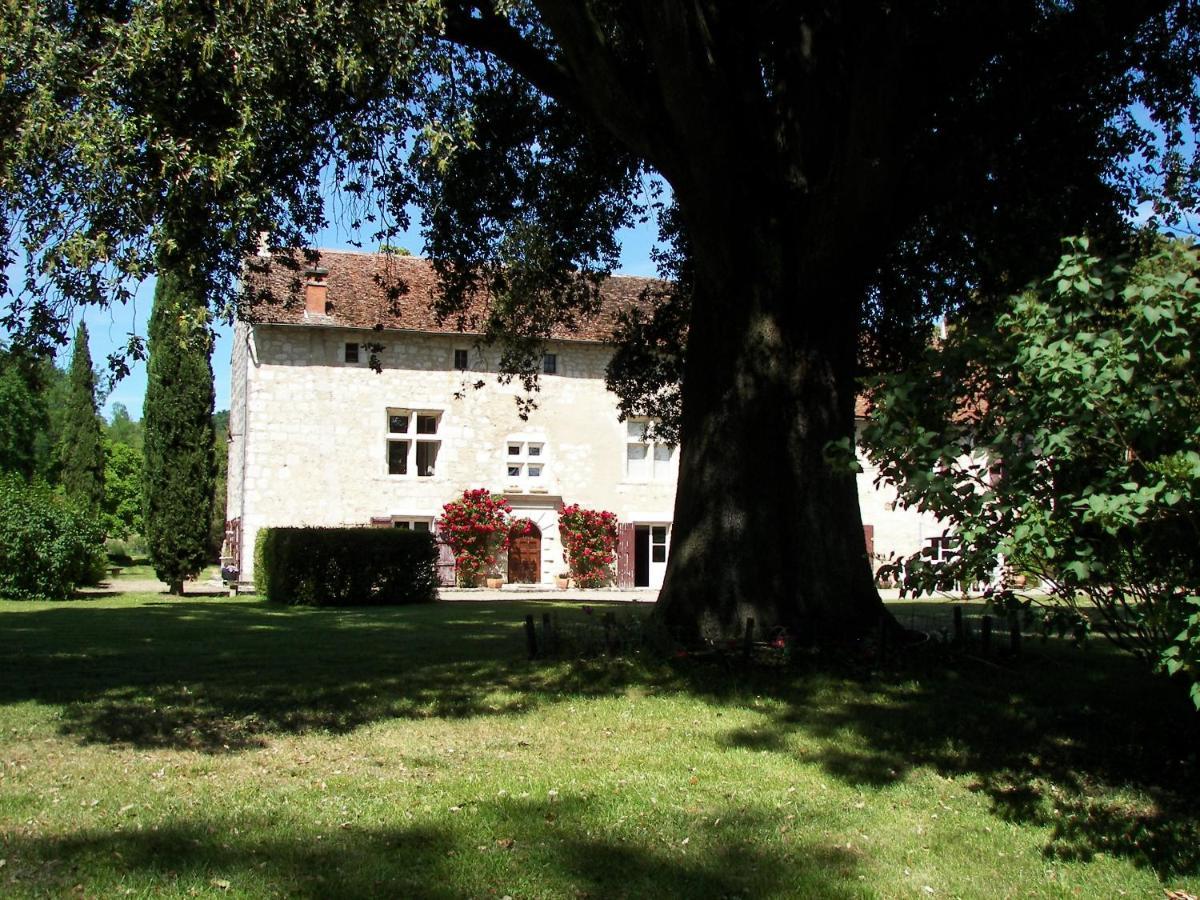 Bed and Breakfast Domaine Du Noble Saint-Jean-de-Thurac Exterior foto