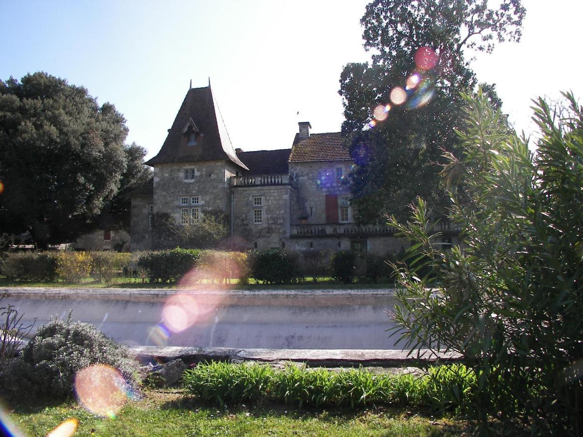 Bed and Breakfast Domaine Du Noble Saint-Jean-de-Thurac Exterior foto